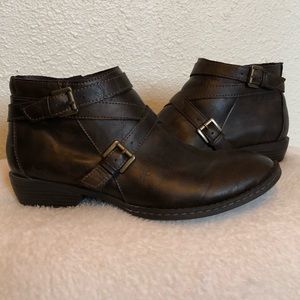 B.O.C Brown Ankle Booties